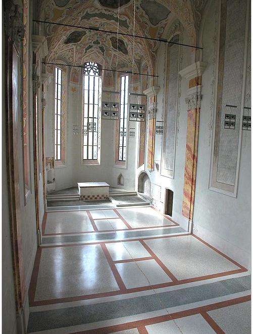 Böden Die Dominikanerkirche in Bozen ist eines der kunsthistorisch