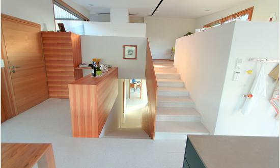 terrazzo-in-bianco-carrara-einfamillienhaus-in-gargazon-suedtirol-i-architekten-monsorno-trauner