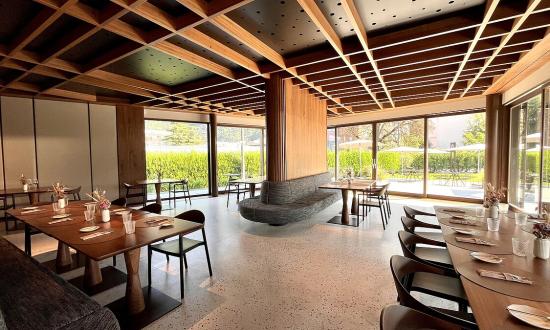 terrazzo-im-restaurant-juma-in-leifers-projektant-studio-settari-bozen