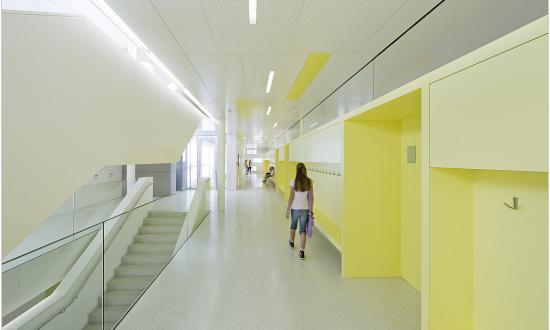 scuola-elementare-santa-valburga-i-sofa-architekten-wien