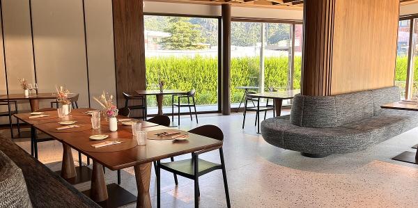 terrazzo-im-restaurant-juma-in-leifers-projektant-studio-settari-bozen